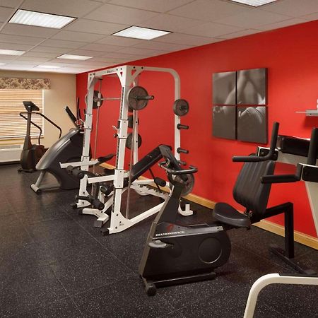 Country Inn & Suites By Radisson, Louisville East, Ky Buitenkant foto