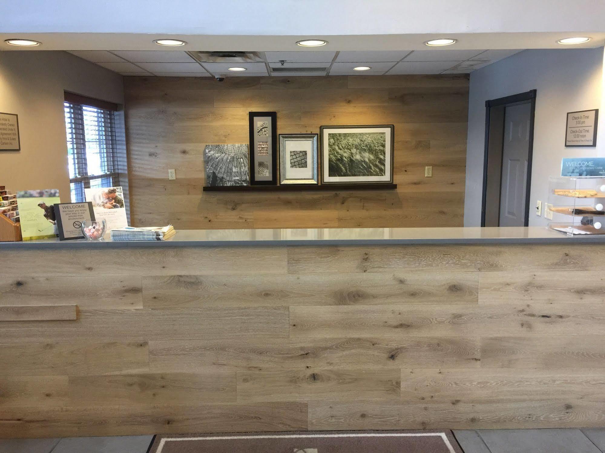 Country Inn & Suites By Radisson, Louisville East, Ky Buitenkant foto