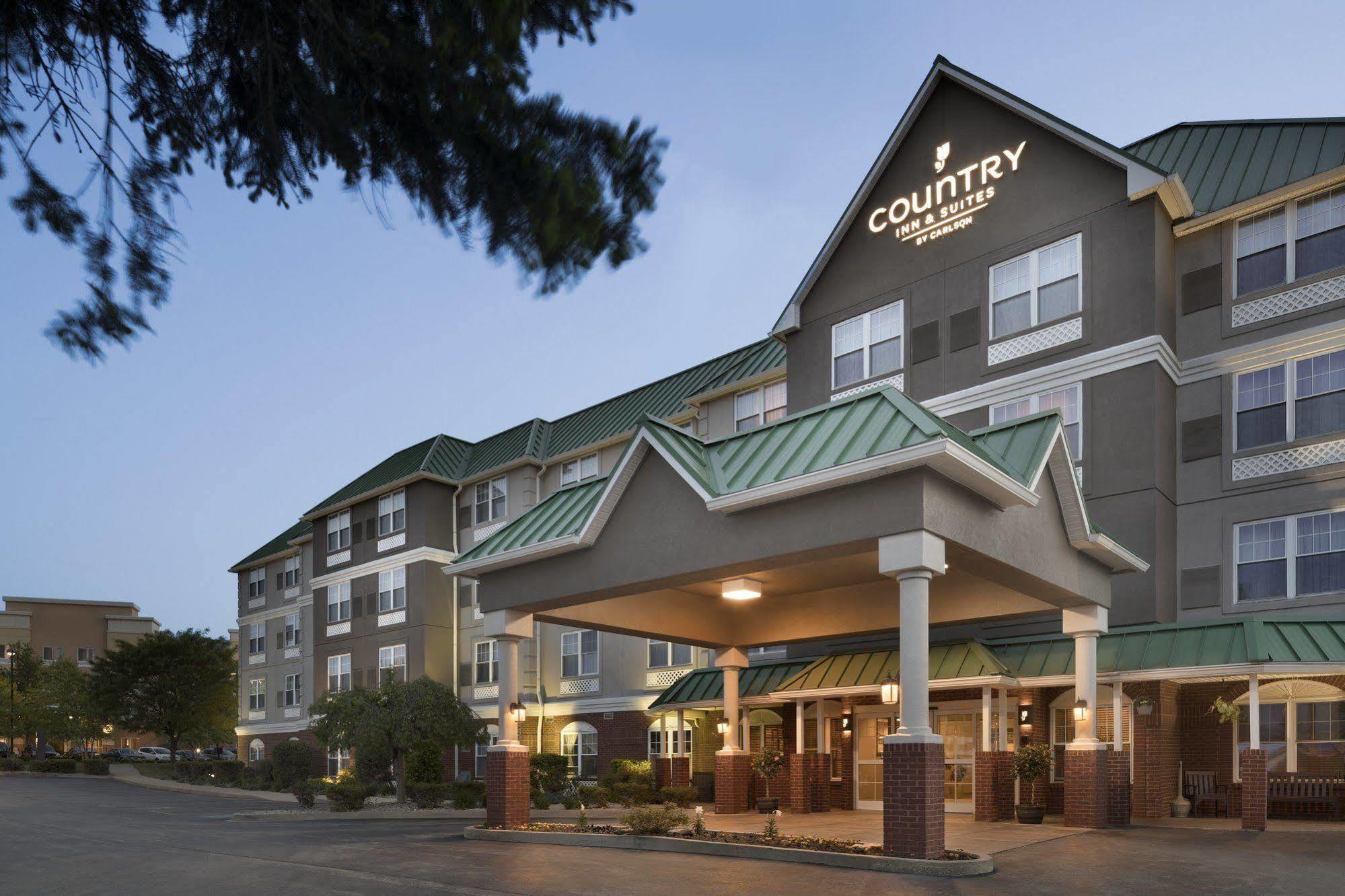Country Inn & Suites By Radisson, Louisville East, Ky Buitenkant foto
