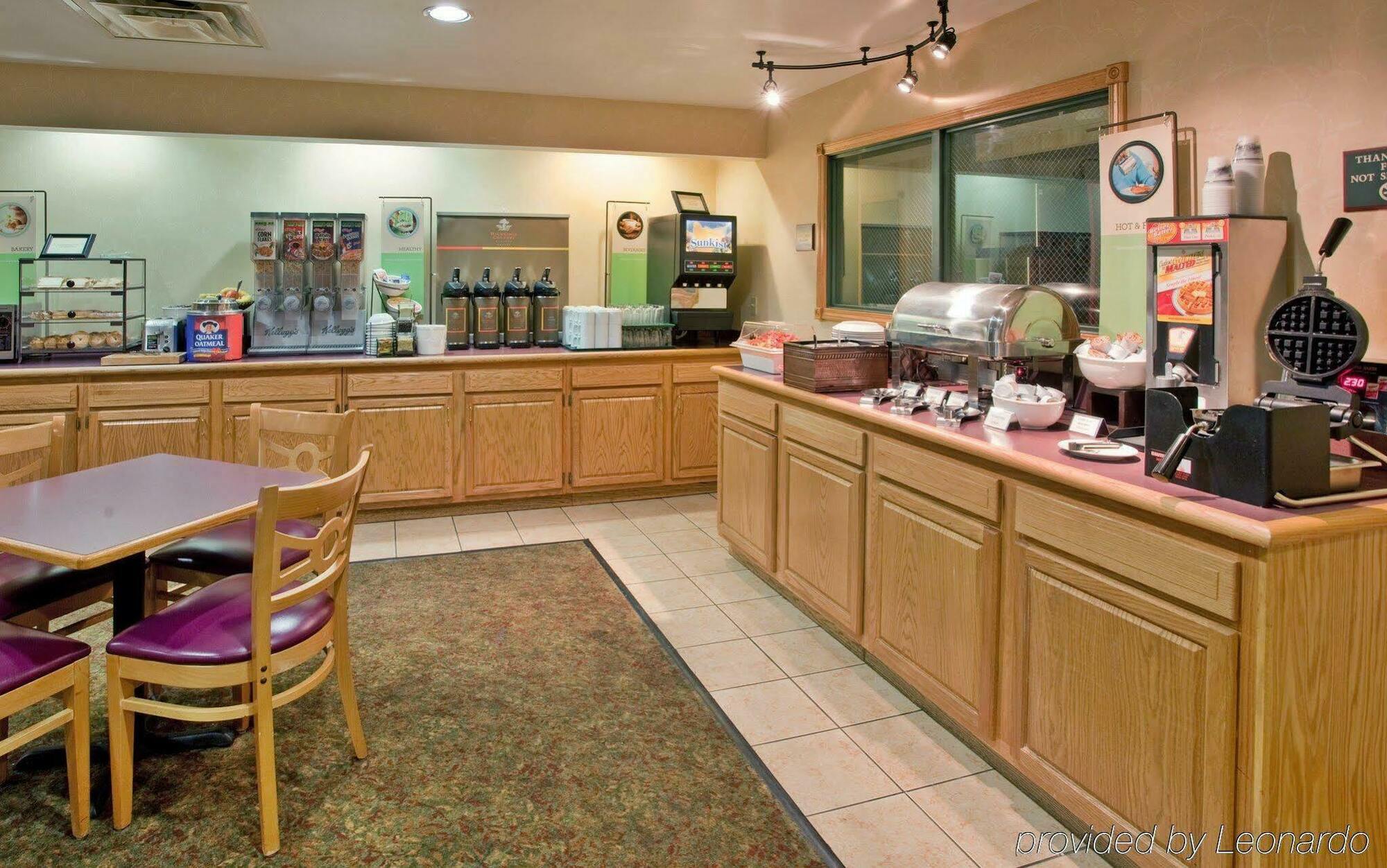 Country Inn & Suites By Radisson, Louisville East, Ky Buitenkant foto